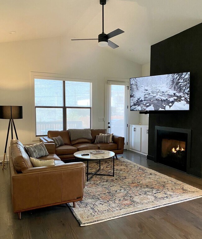 Photo - 4638 Kentucky Ave House