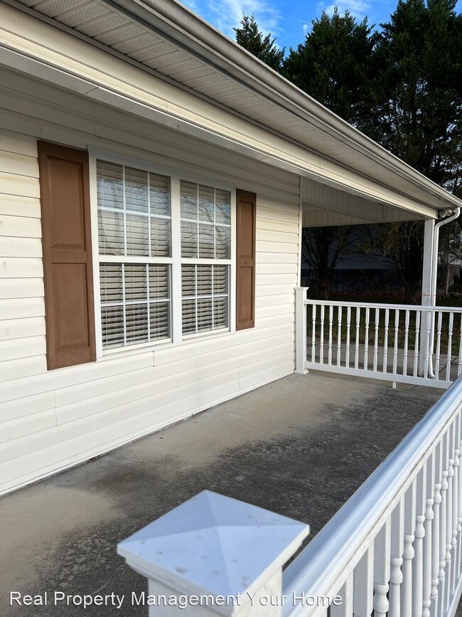 Building Photo - 3 br, 2 bath House - 936 Crosby Ln