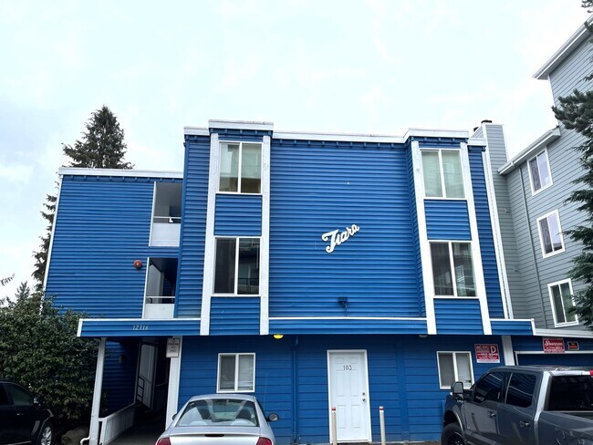 Foto del edificio - 12316 32nd Ave NE