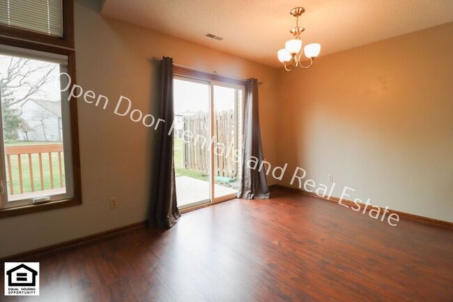 Building Photo - 7105 Thamesford Dr
