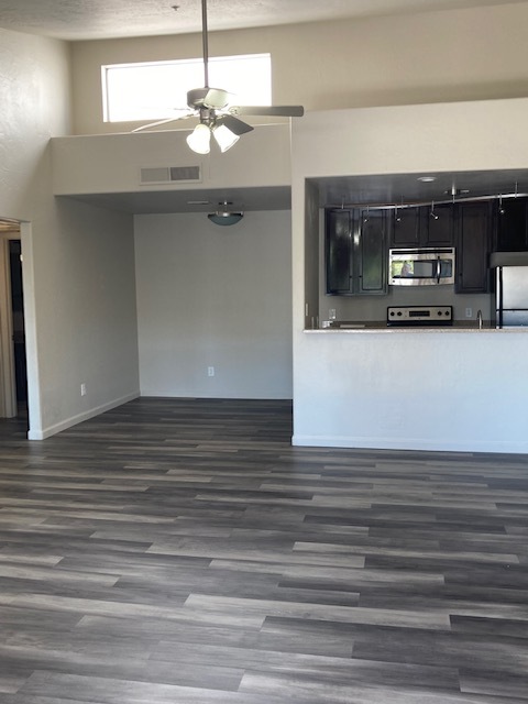 Foto del edificio - 14145 N 92nd St