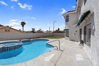 Building Photo - 3604 N Campbell Rd