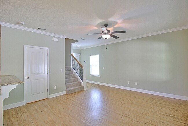 Foto del edificio - 1208 Cypress Fall Cir