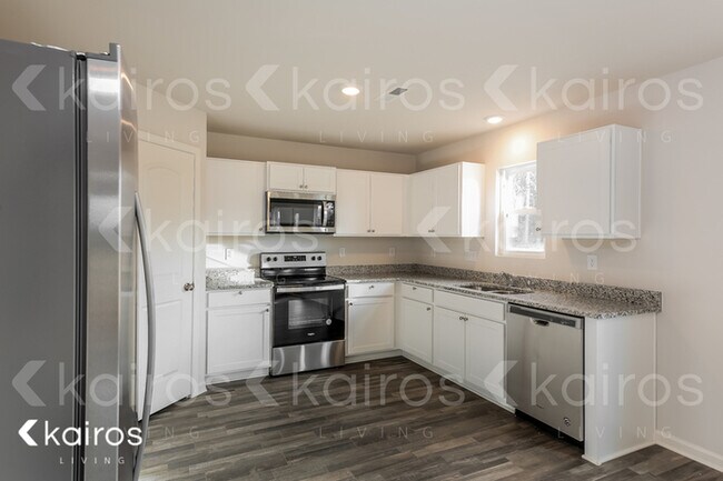 Foto del edificio - 845 VISTAMOUNT PATH