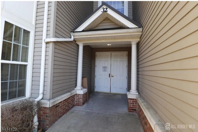 Foto del edificio - 3223 Edward Stec Blvd