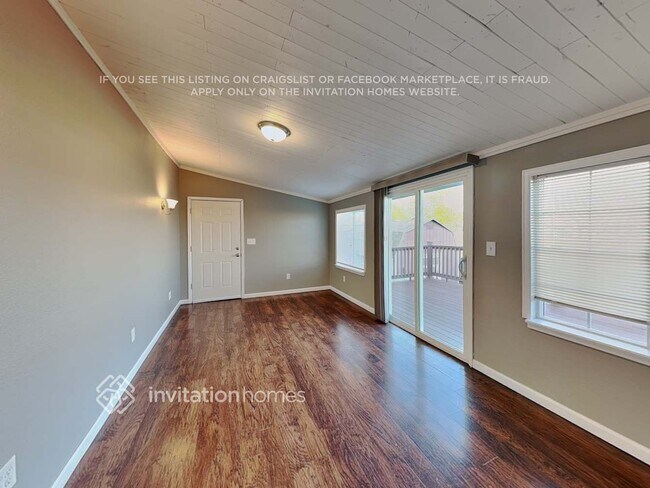 Foto del edificio - 10764 Eudora Cir
