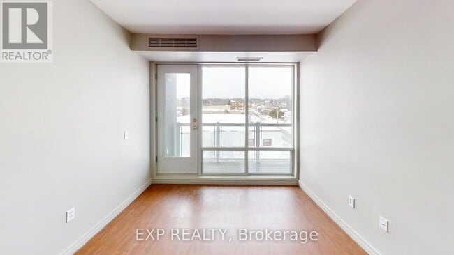 Building Photo - 95 Barrie Rd