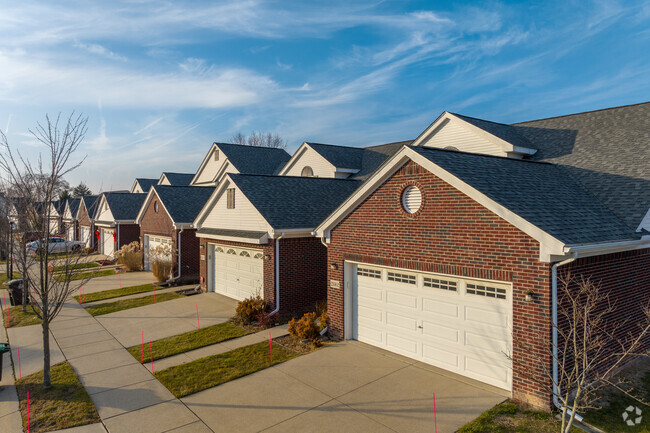 Foto del edificio - Pinewood Commons