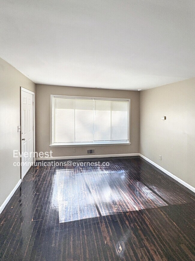 Building Photo - 2031 Nettie Ct