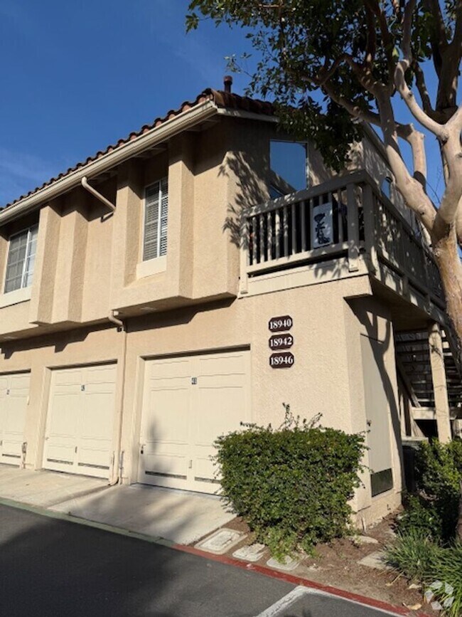 Building Photo - 18940 Canyon View Dr