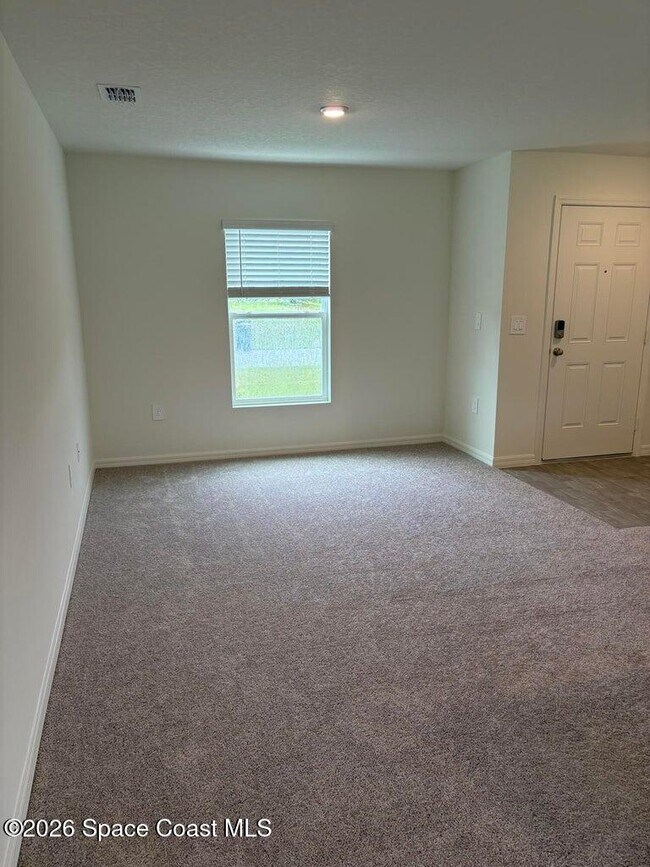 Foto del edificio - 1109 Altamira St NW