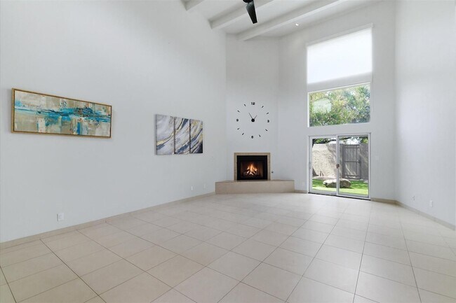 Foto del edificio - 7209 E McDonald Dr