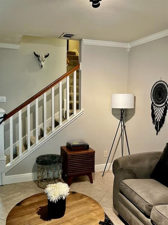 Building Photo - 13316 Trail Hollow Dr