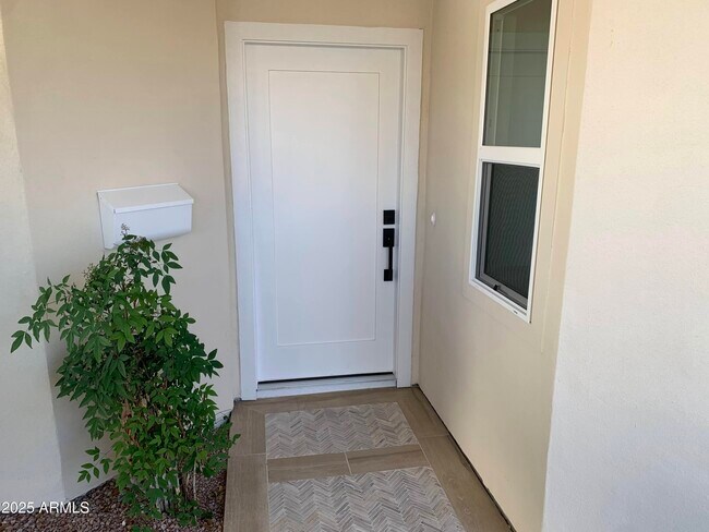 Foto del edificio - 7721 E Sandalwood Dr