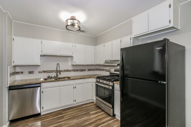 Foto del edificio - Beautiful Brick Ranch