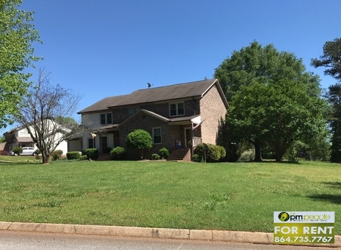 Primary Photo - 100 Fairway Dr