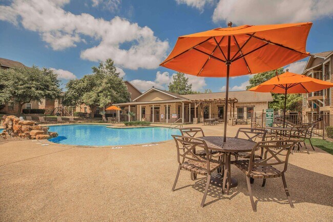 Foto del edificio - The Villages at Lost Creek