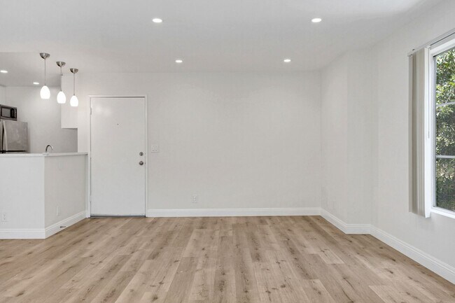 Foto del interior - Pacific Luxury Investments, LLC