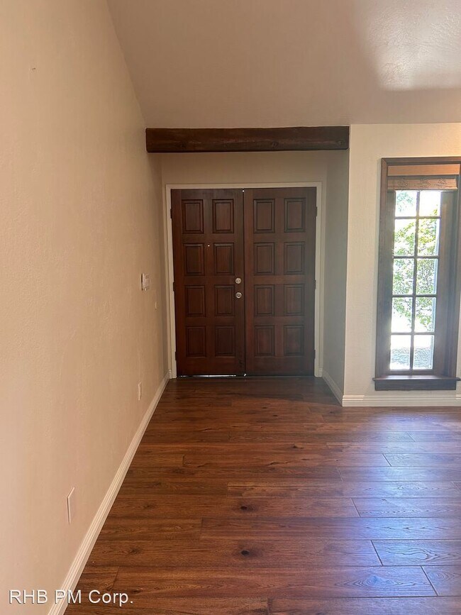 Foto del edificio - 2 br, 2 bath House - 2526 E Tulare Ave