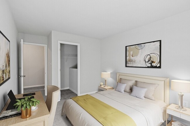 Building Photo - Catons Villas North Townhomes