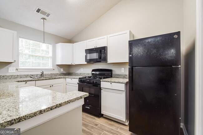 Foto del edificio - 9407 Rollinghills Dr