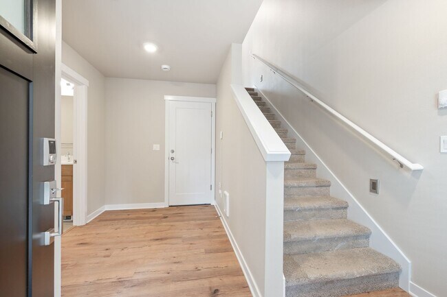 Foto del edificio - NEW CONSTRUCTION - 4 Bed | 3.5 Bathroom | ...