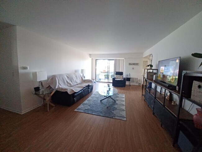 Foto del edificio - 1132 E Randville Dr
