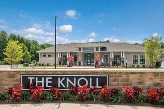 The Knoll at Stone View Apartments photo'
