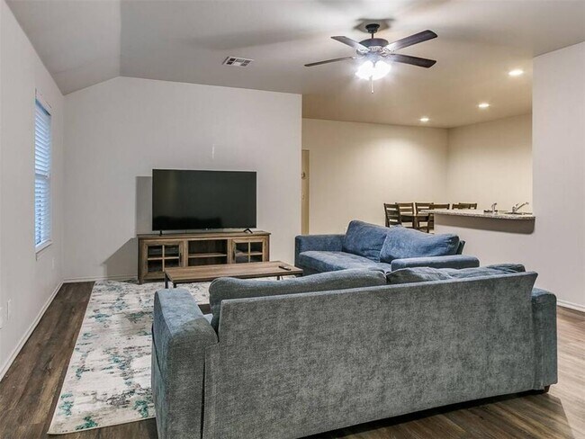 Foto del edificio - 436 Chalk Hill Ct