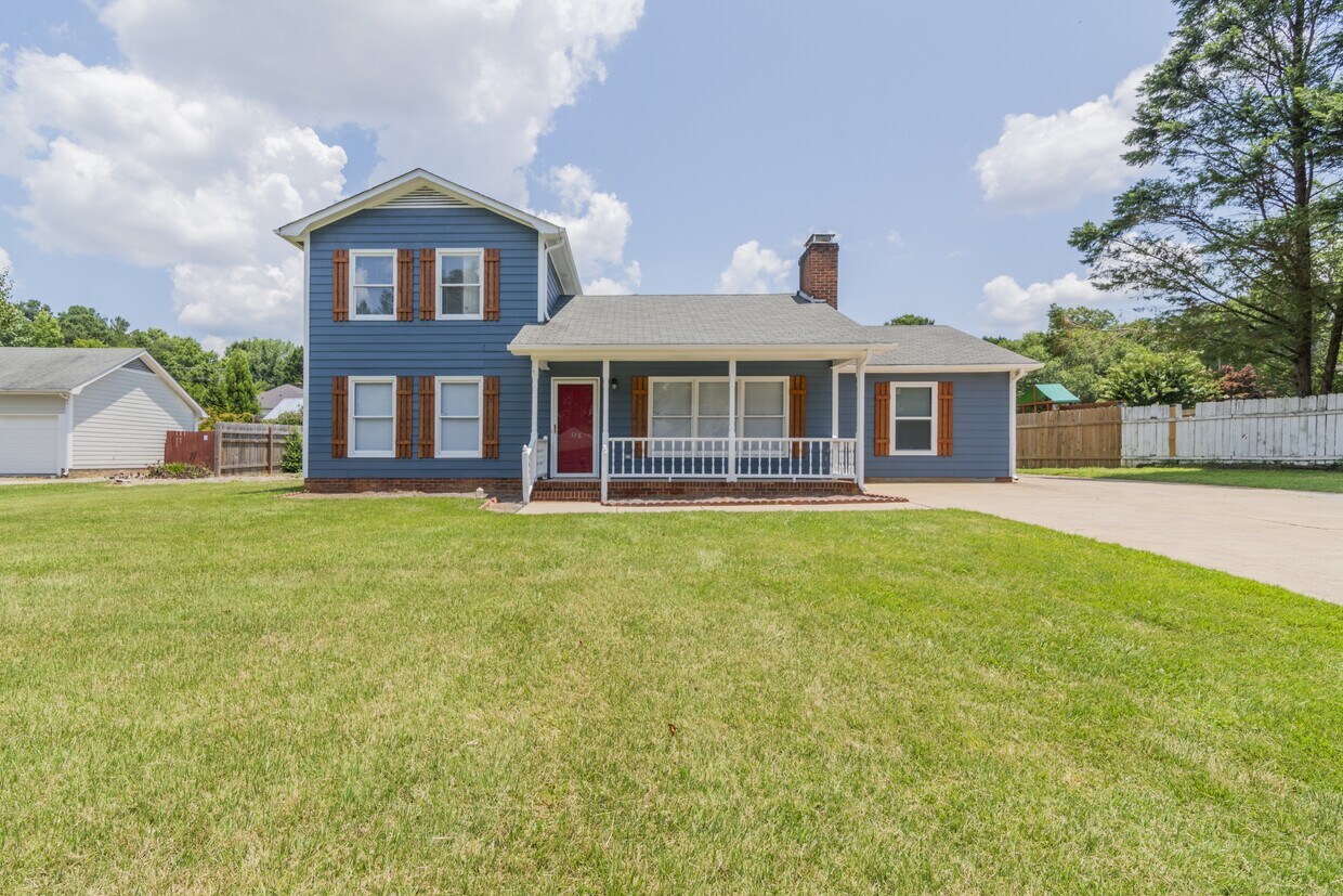 Foto principal - 578 Tryon Pl