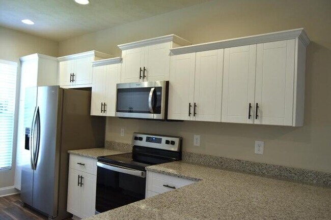Foto del edificio - 543 Hardy Pt