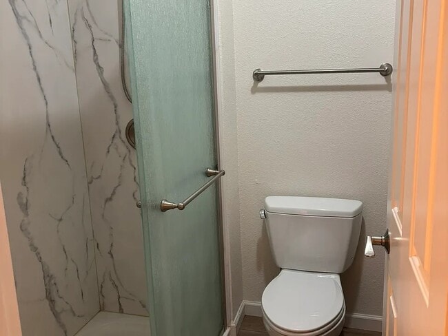 Building Photo - 9550 N 94th Plz