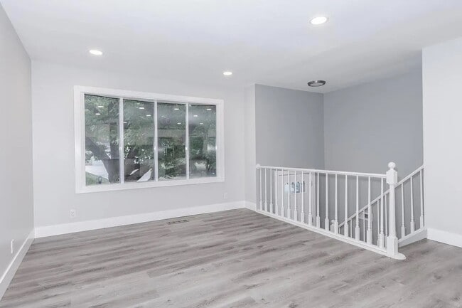 Foto del edificio - 707 Chester Dr