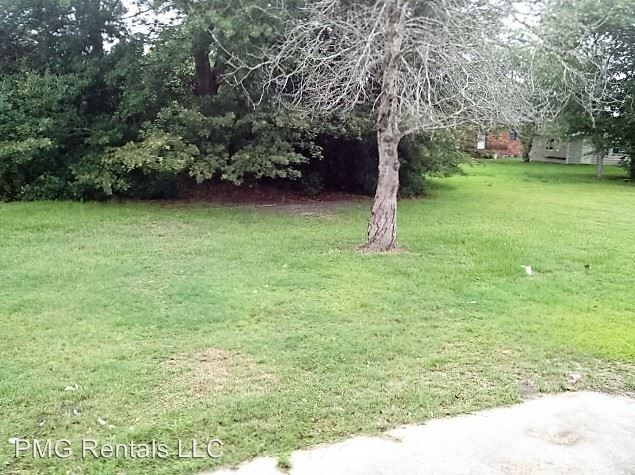 Building Photo - 109 Maple Dr