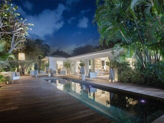 Building Photo - 2840 Flamingo Dr