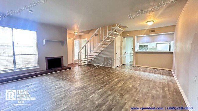 Foto del edificio - 3045 Park Ln