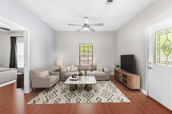Foto del edificio - 1307 Kinney Ave