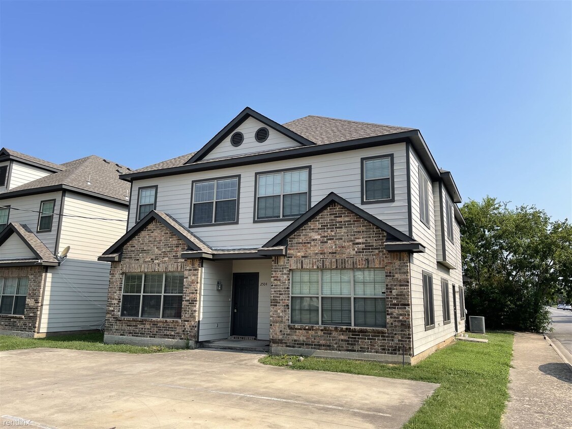 Primary Photo - 4 br, 4 bath Duplex - West Prairie Duplexe...