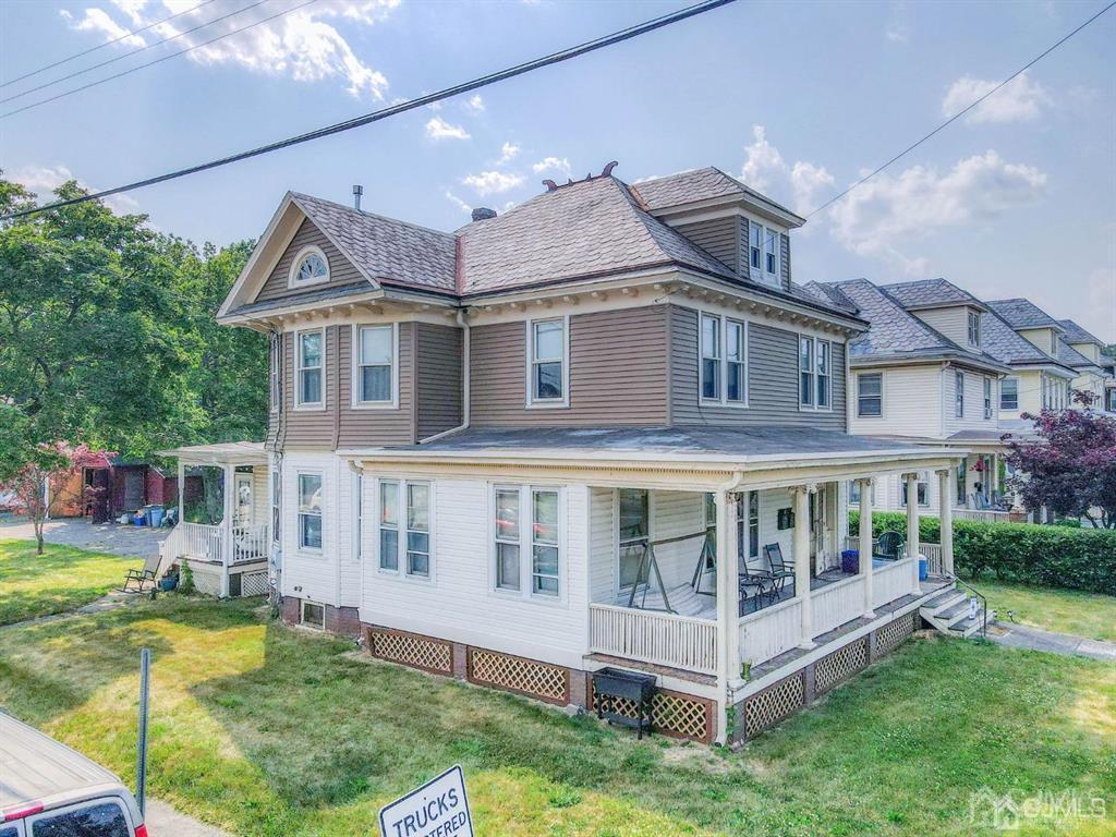 Primary Photo - 144 N Main St