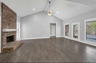 Building Photo - 18767 Glen Briar Ln