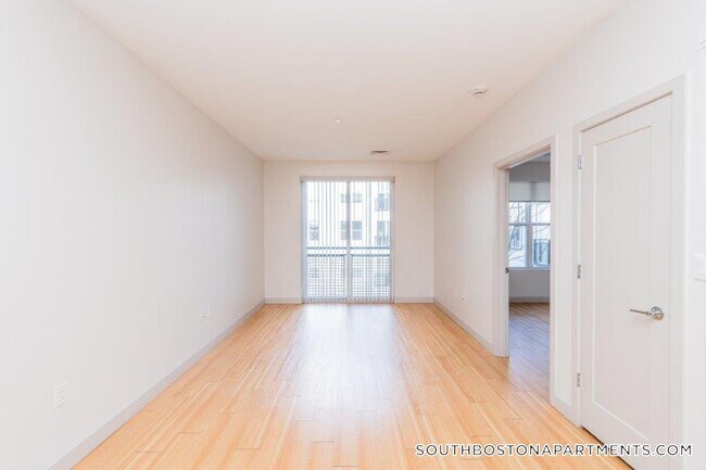 Foto del edificio - 320 D St
