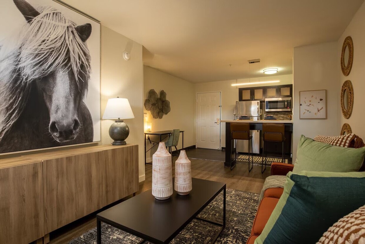 Primary Photo - Modern Comfort, Major Savings