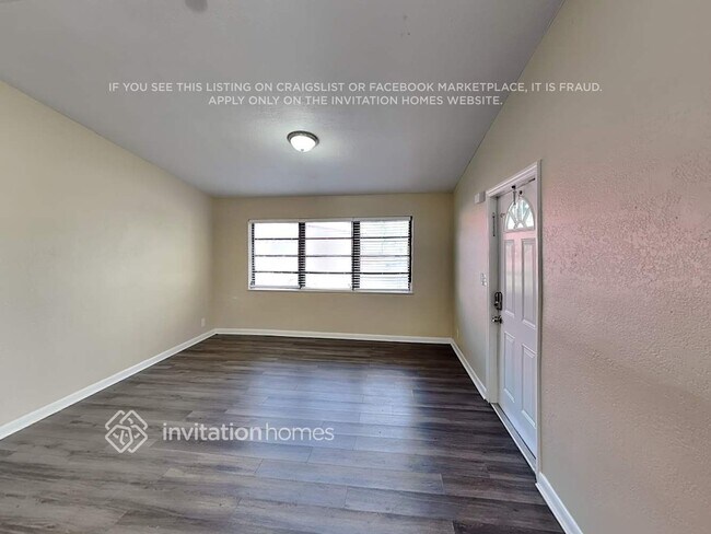 Foto del edificio - 1633 NW 15th Pl