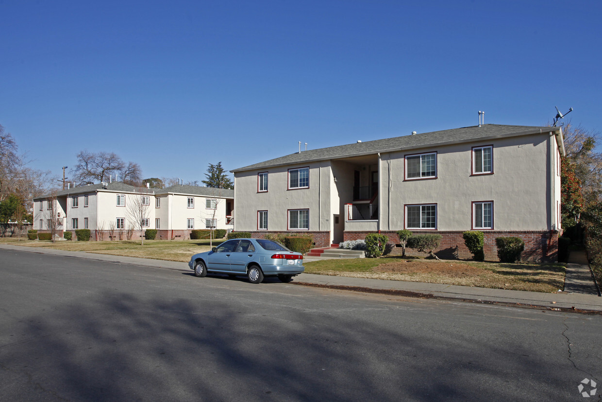 Foto principal - Woodlake Apartments