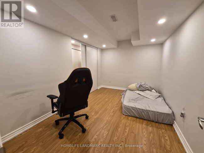 Building Photo - 26 Catamaran Dr