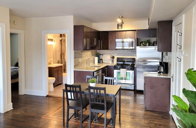 Foto del edificio - 4136 W Palmer St