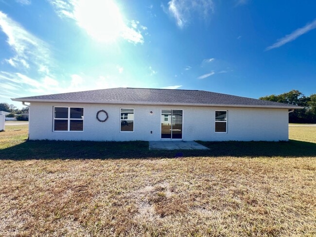 Building Photo - Spacious 4-Bedroom Modern Home in Citra!!!