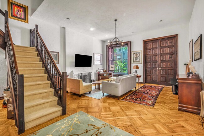 Foto del edificio - 36 W 89th St