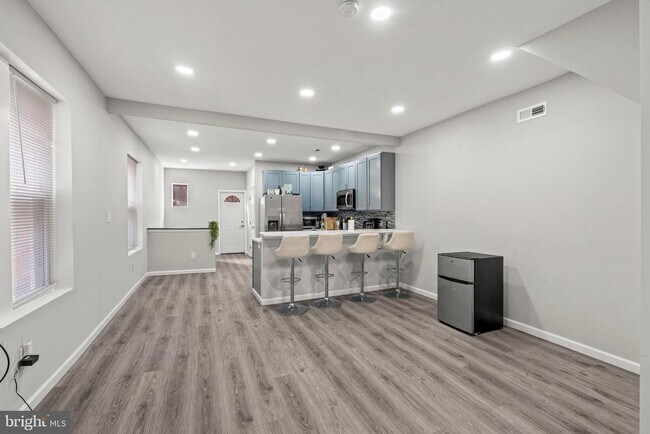 Foto del edificio - 4928 Florence Ave