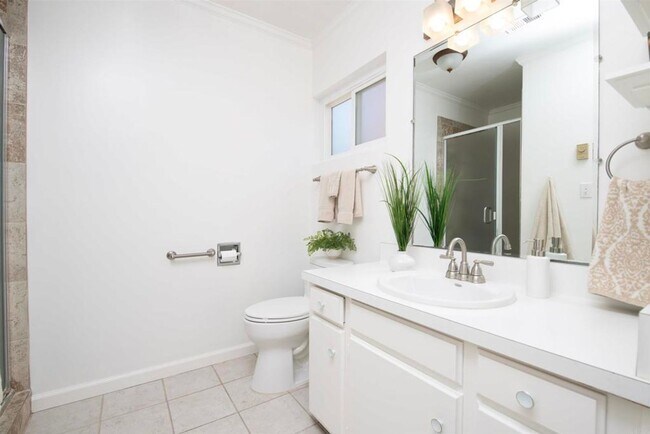 Foto del edificio - 4951 Art St